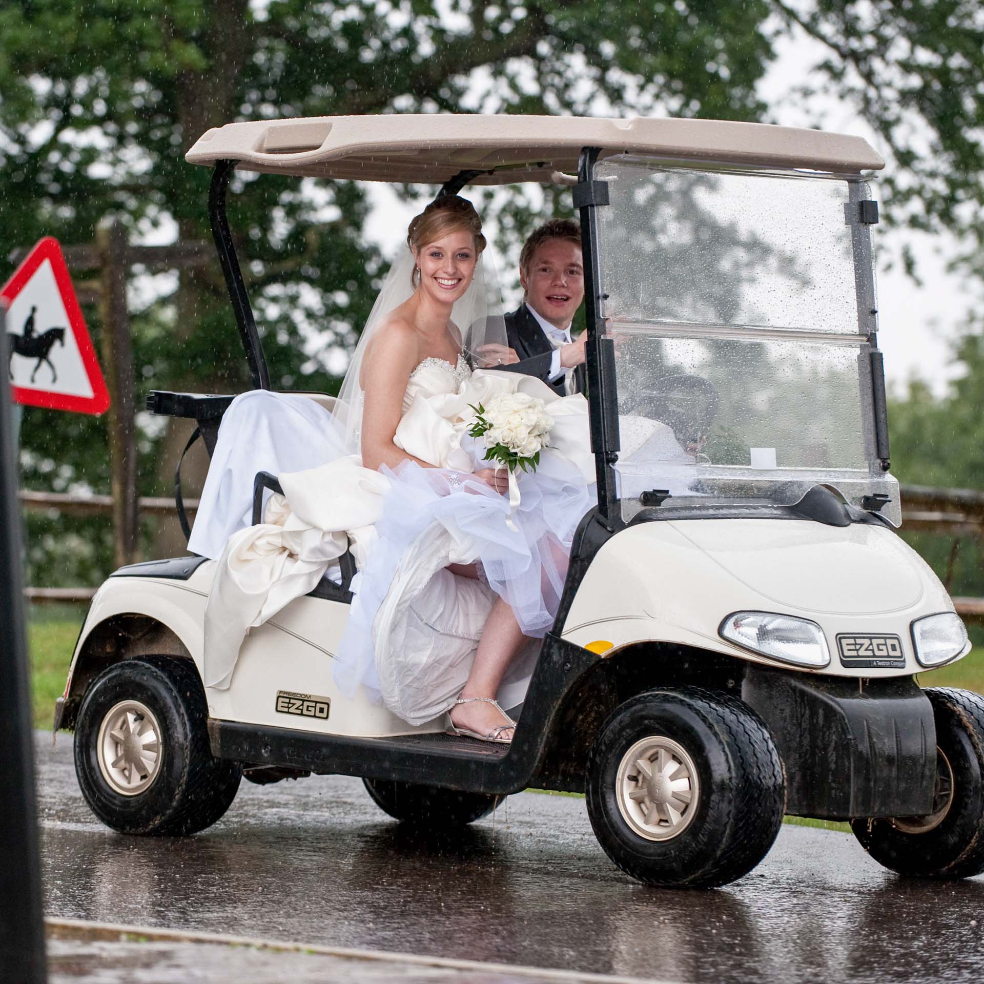 St Johns church caterham surrey Surrey national golf course chaldon wedding photographer