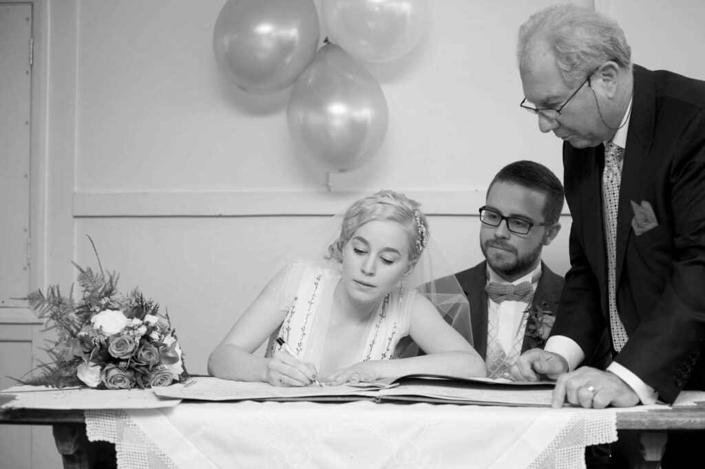black and white wedding photographer Bromley wedding photographer kent surrey sussex weddings 143650