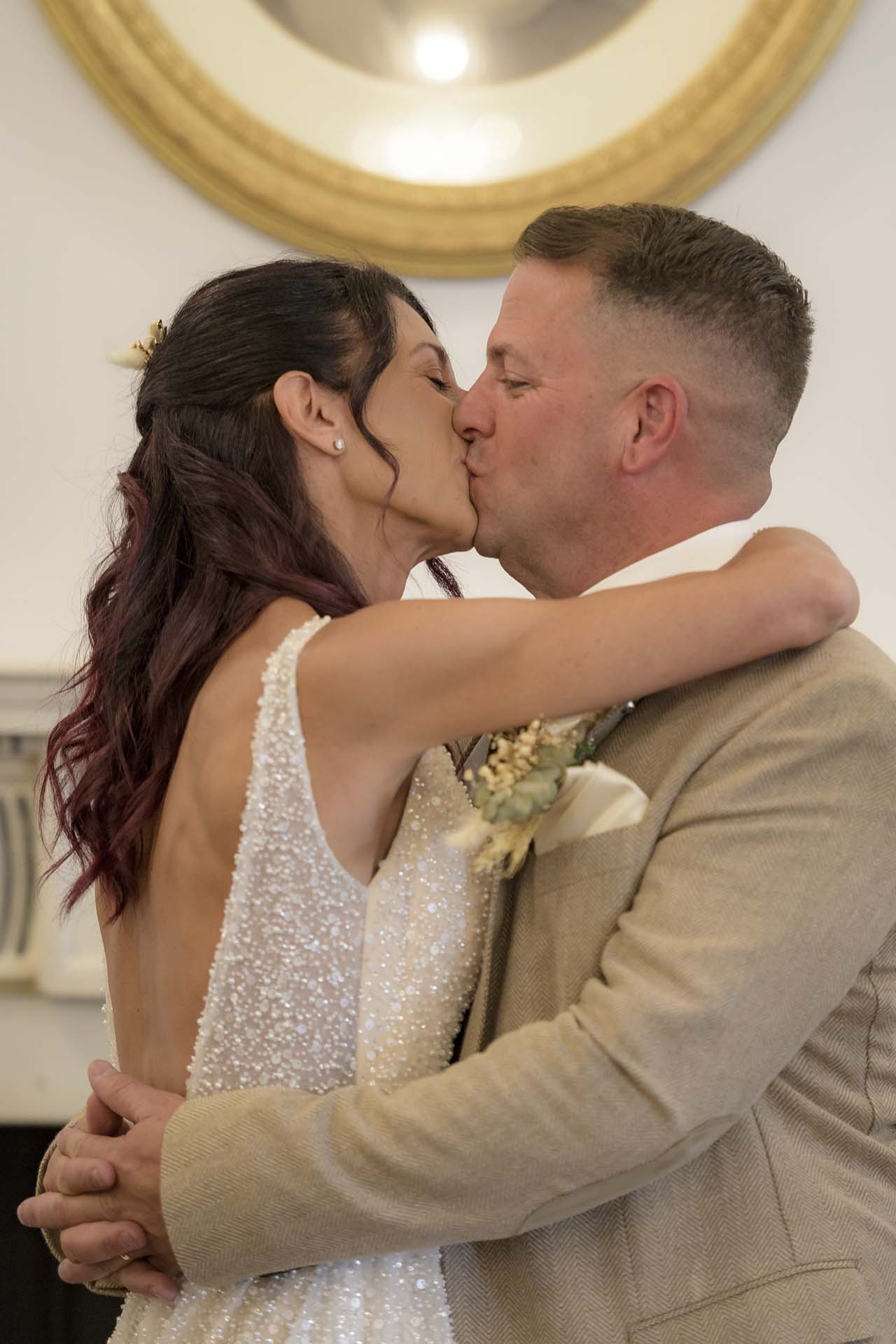 The Kiss Civic centre ceremony Bromley register office wedding photographer